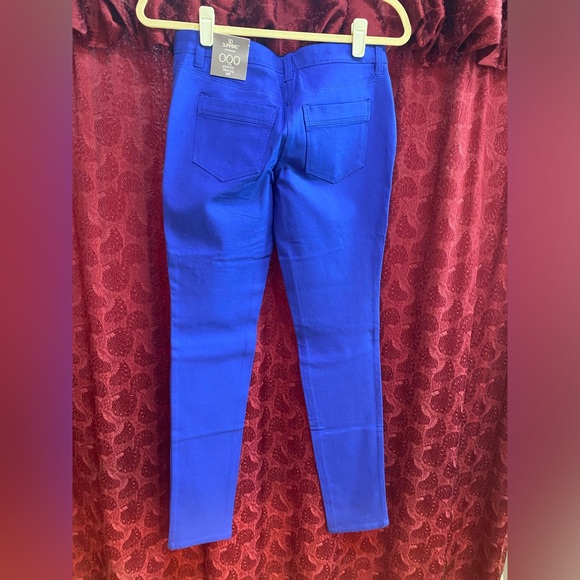 NWT Chicos So Slimming Jeans - Picture 2 of 6